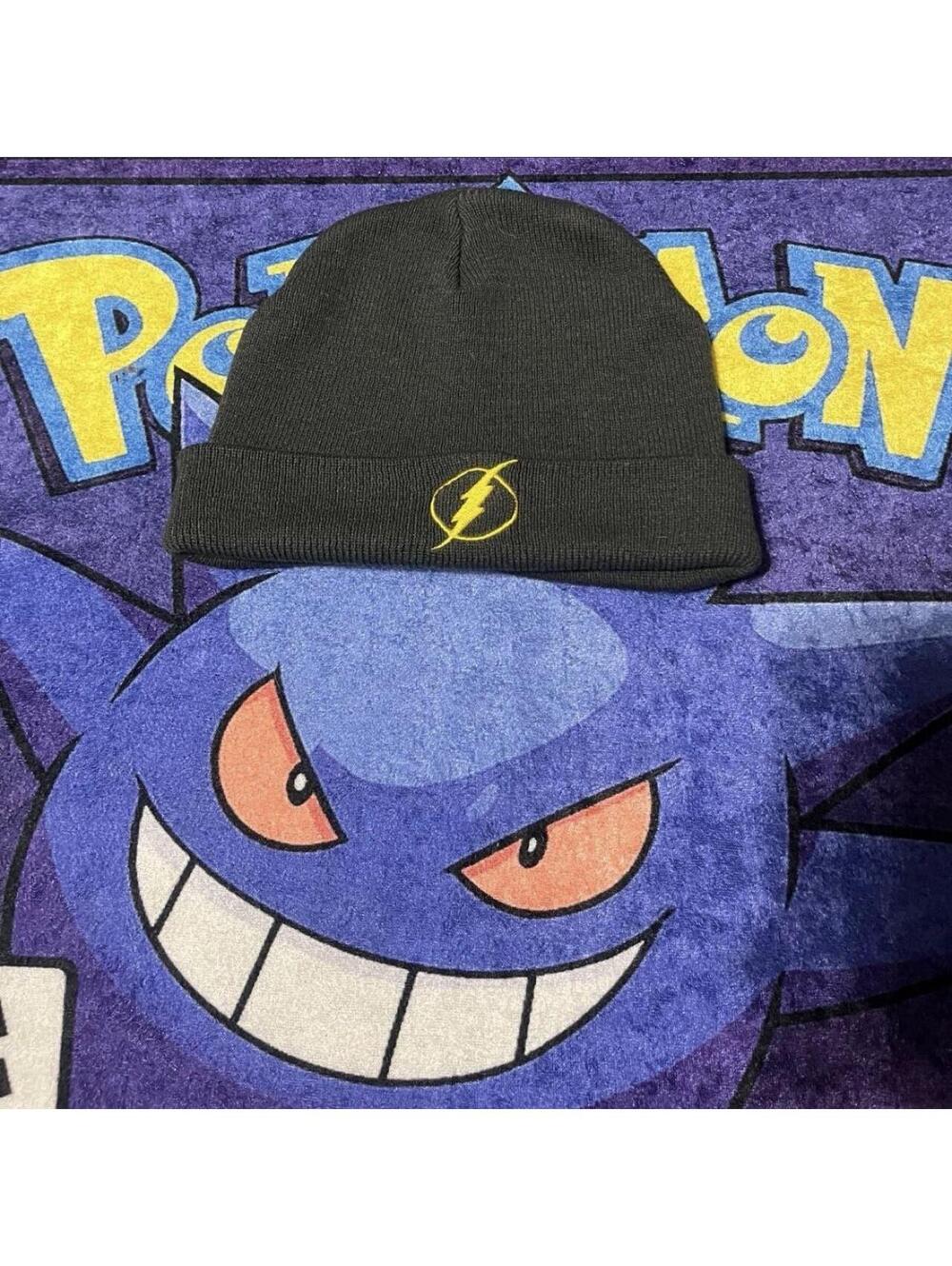 Vintage Y2K skater Flash Black and yellow DC comics beanie